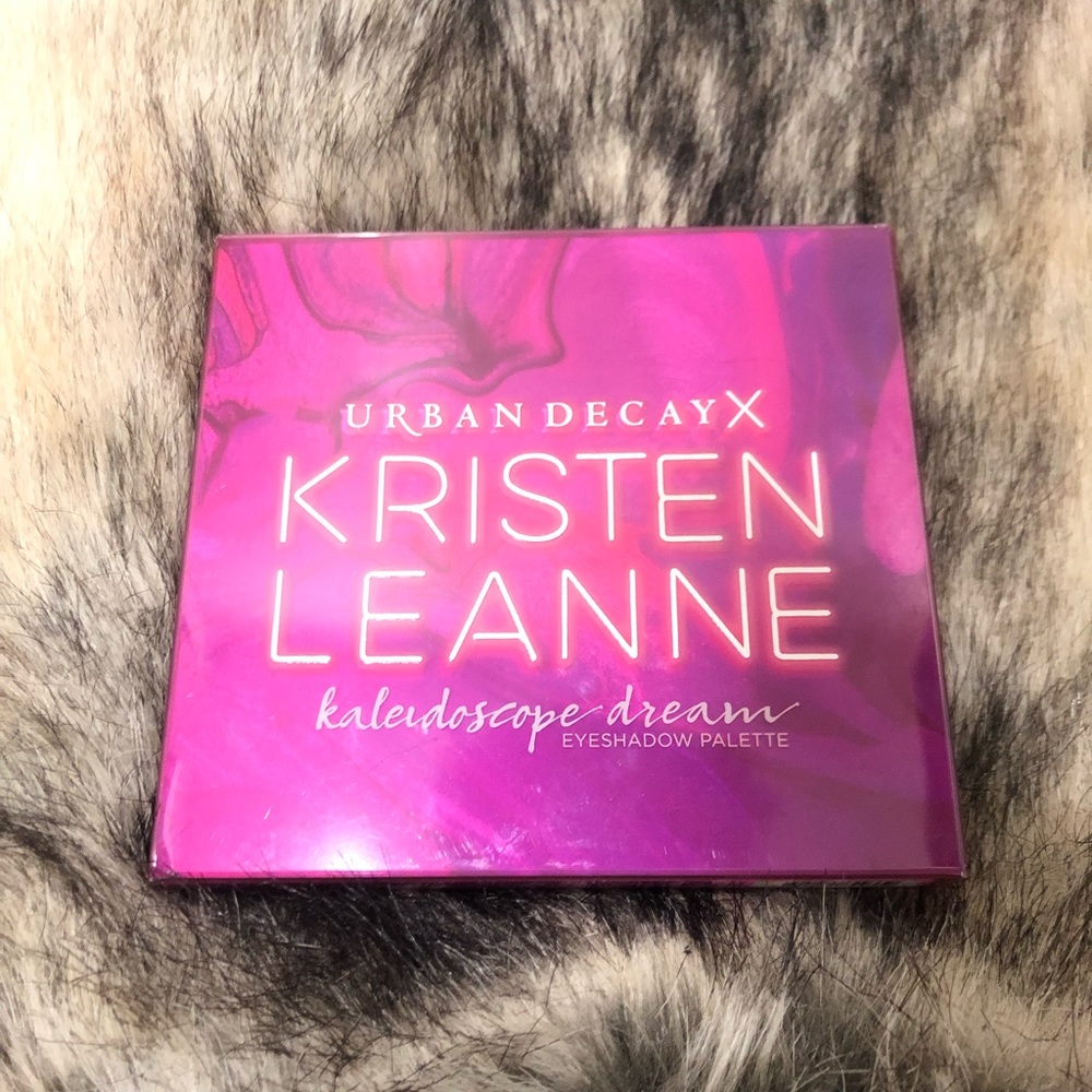 Urban Decay x Kristen Leanne Eyeshadow Palette